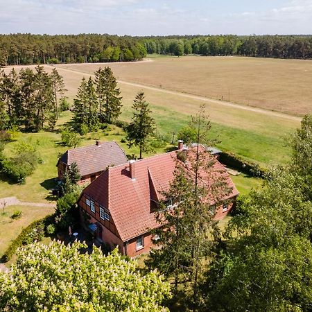 Ferienwohnung 1 Im Landhaus Am Wildpark Boek エクステリア 写真