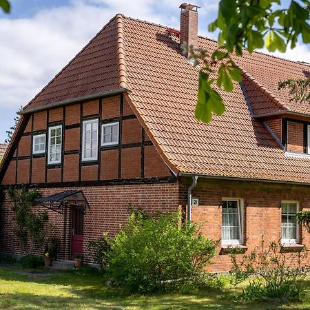 Ferienwohnung 1 Im Landhaus Am Wildpark Boek エクステリア 写真